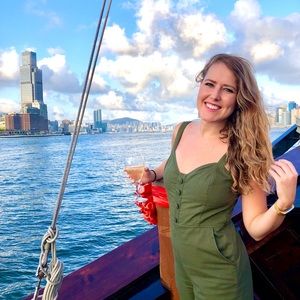 Meet your Posher, Jolie